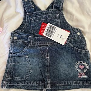 Brand new baby clothes